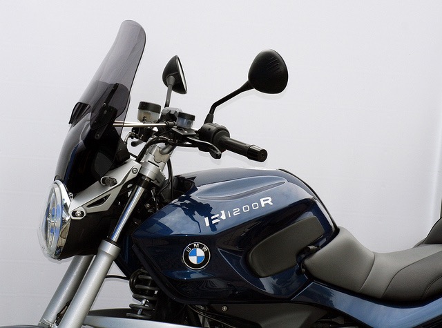 MRA Vario Touring Screen VTNB for Naked Bikes BMW F800R 
