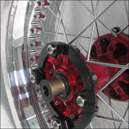 Kineo Silver Wheel with Red Hub