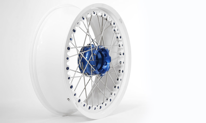 Kineo Wheels White & Blue