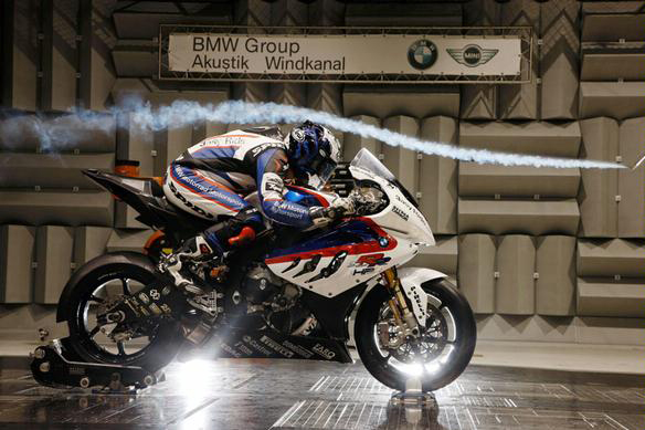 Leon Haslam testing MRA Windshield on BMW S1000RR